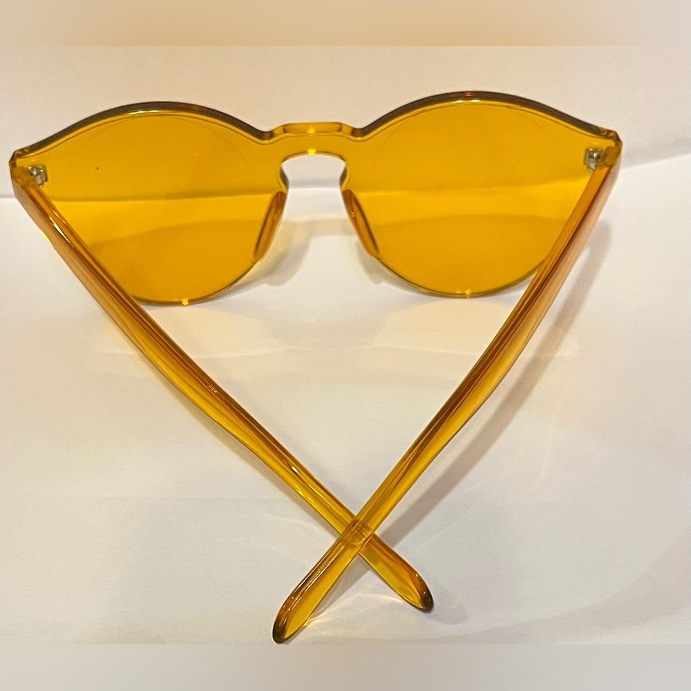 Round Rimless Yellow Sunglasses - Picture 2 of 6